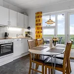 Anthonie By Interhome